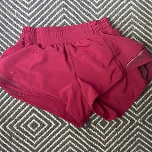 lululemon hotty hots! size 2